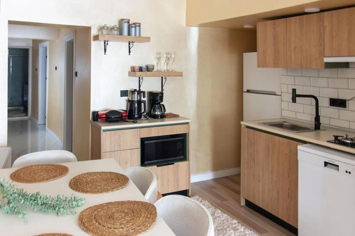 이스탄불 Brand-New Stylish 2Br By The Coast In Yedikule 아파트